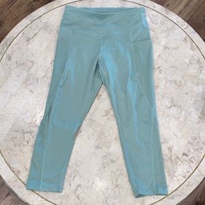 Sweatish Workout Running Capri Leggings size M